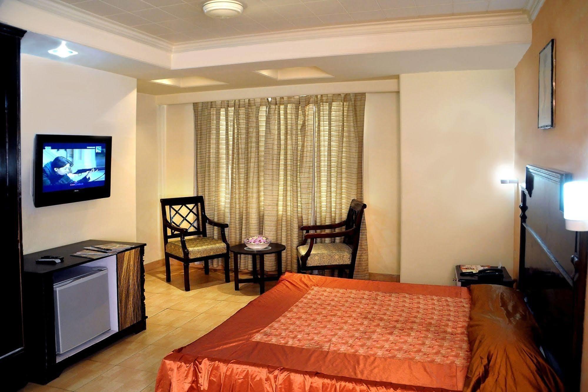 Hotel Ganga Ratan Agra  Exterior foto